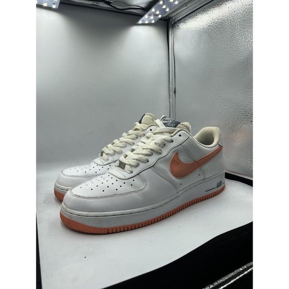 Nike AF1 Air Force One White Atomic Red 488298 131 Size 10.5 - Picture 2 of 7